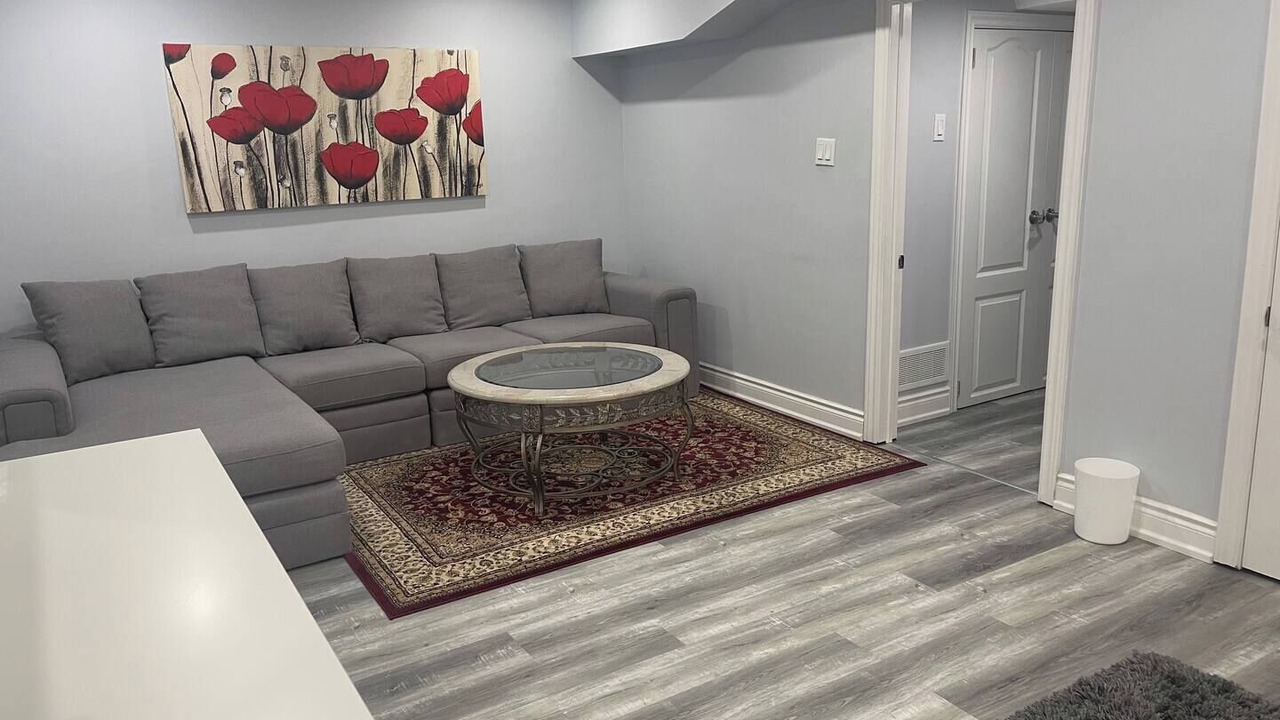 Photo of Livingroom in Golfdale Gardens