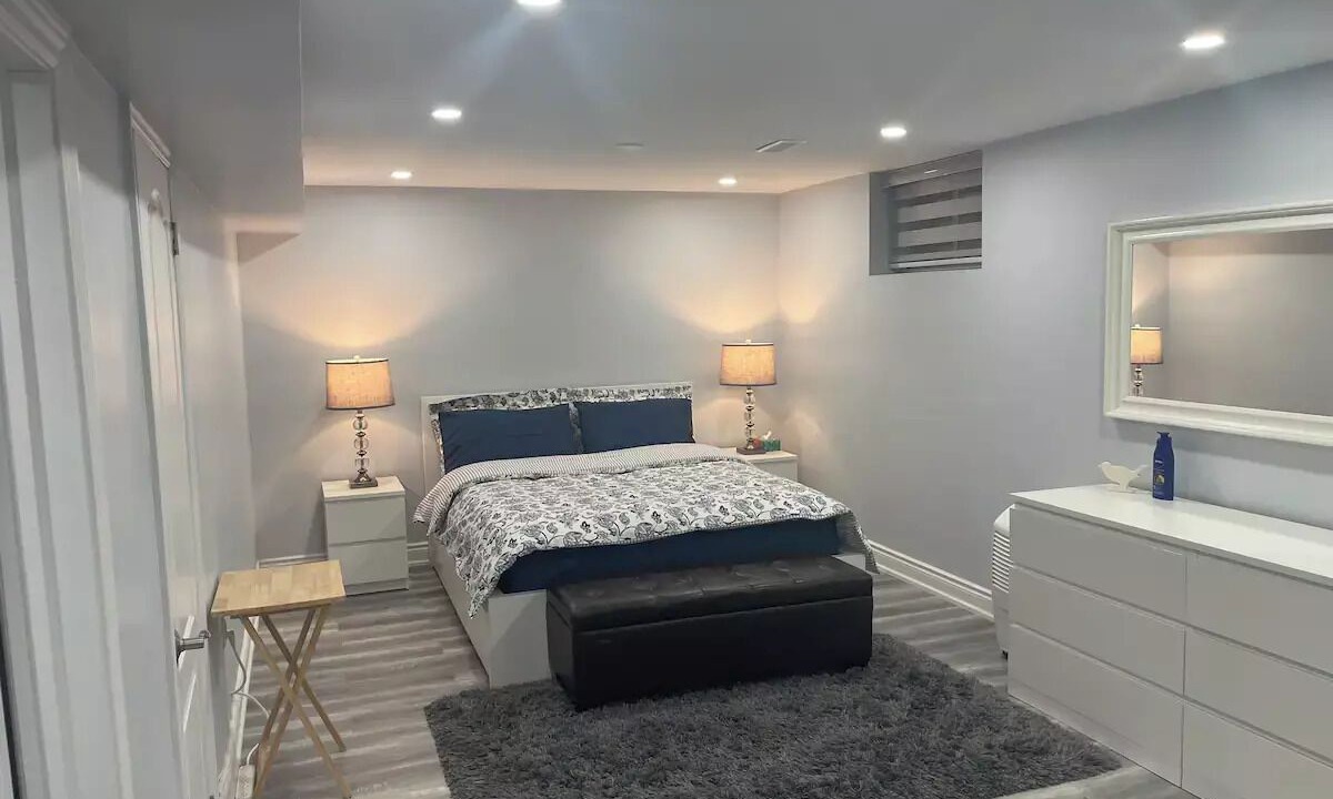 Photo of Bedroom in Golfdale Gardens