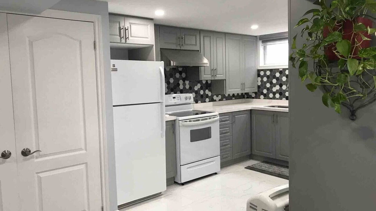Photo of Kitchen in Golfdale Gardens