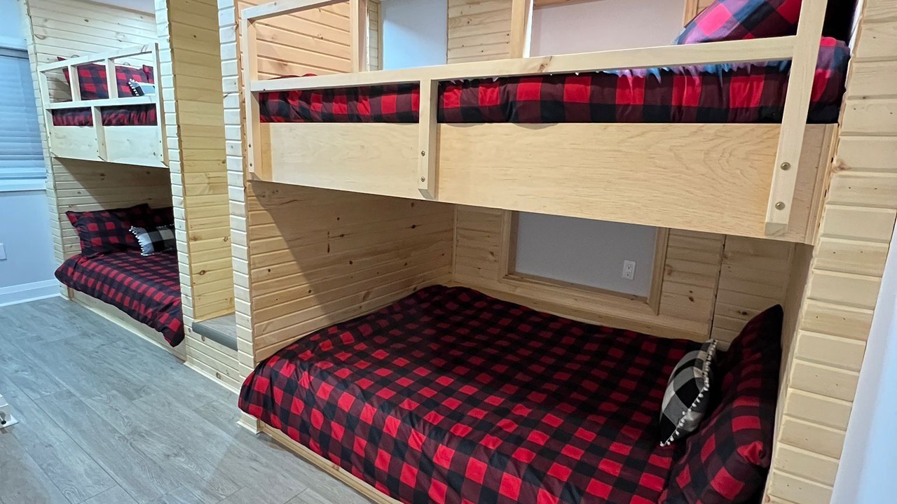 Photo of Bedroom in Lindsay