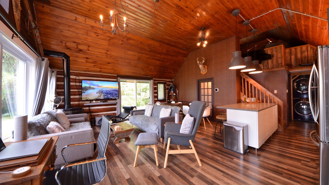 Photo of Livingroom in Kemptville