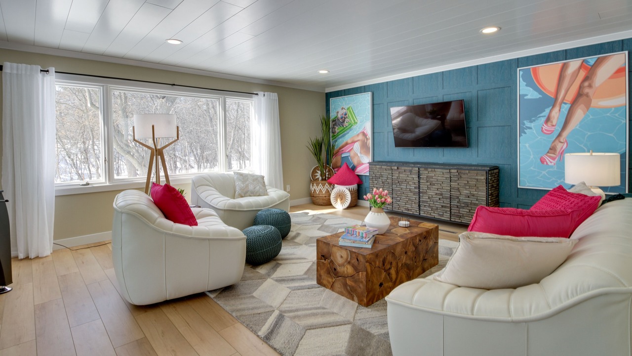 Photo of Livingroom in Detroit Lakes