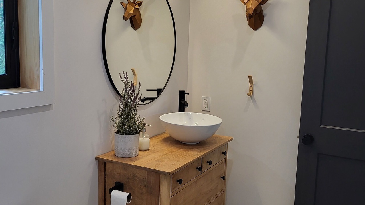 Photo of Bathroom in Frontenac
