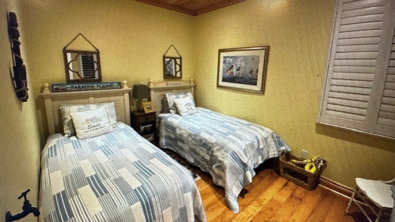 Photo of Bedroom in Long Point