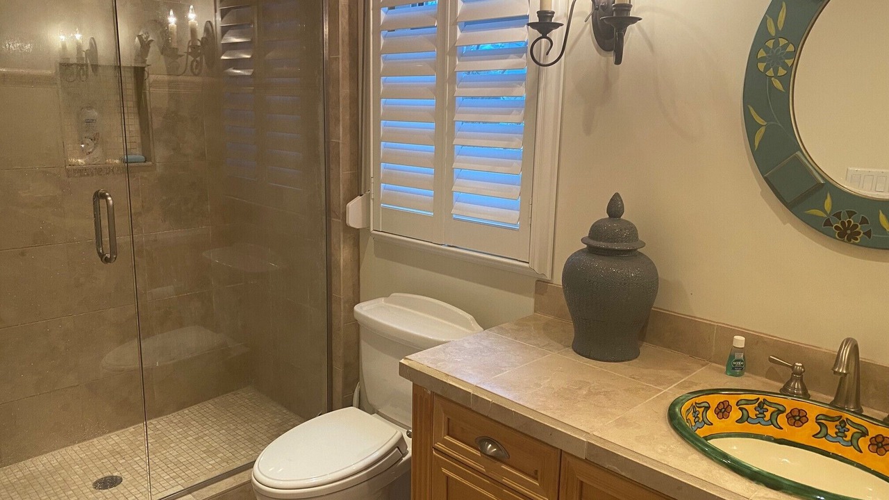Photo of Bathroom in Long Point