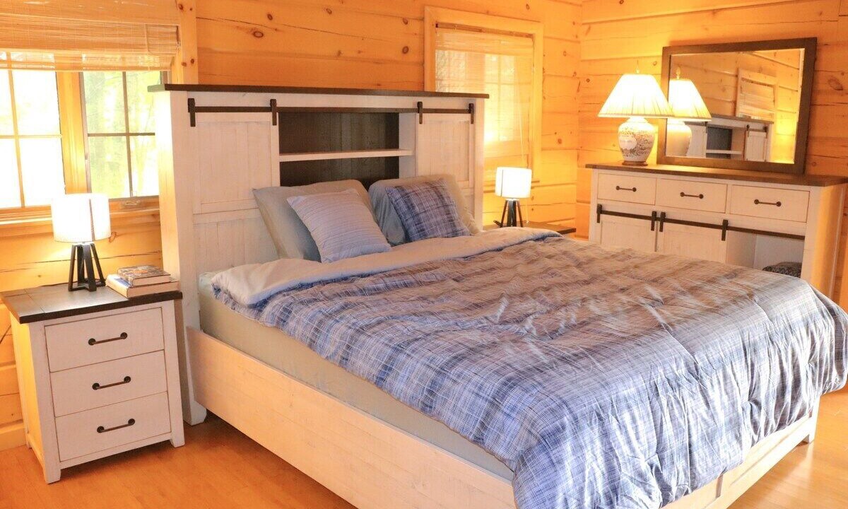 Photo of Bedroom in Bobcaygeon
