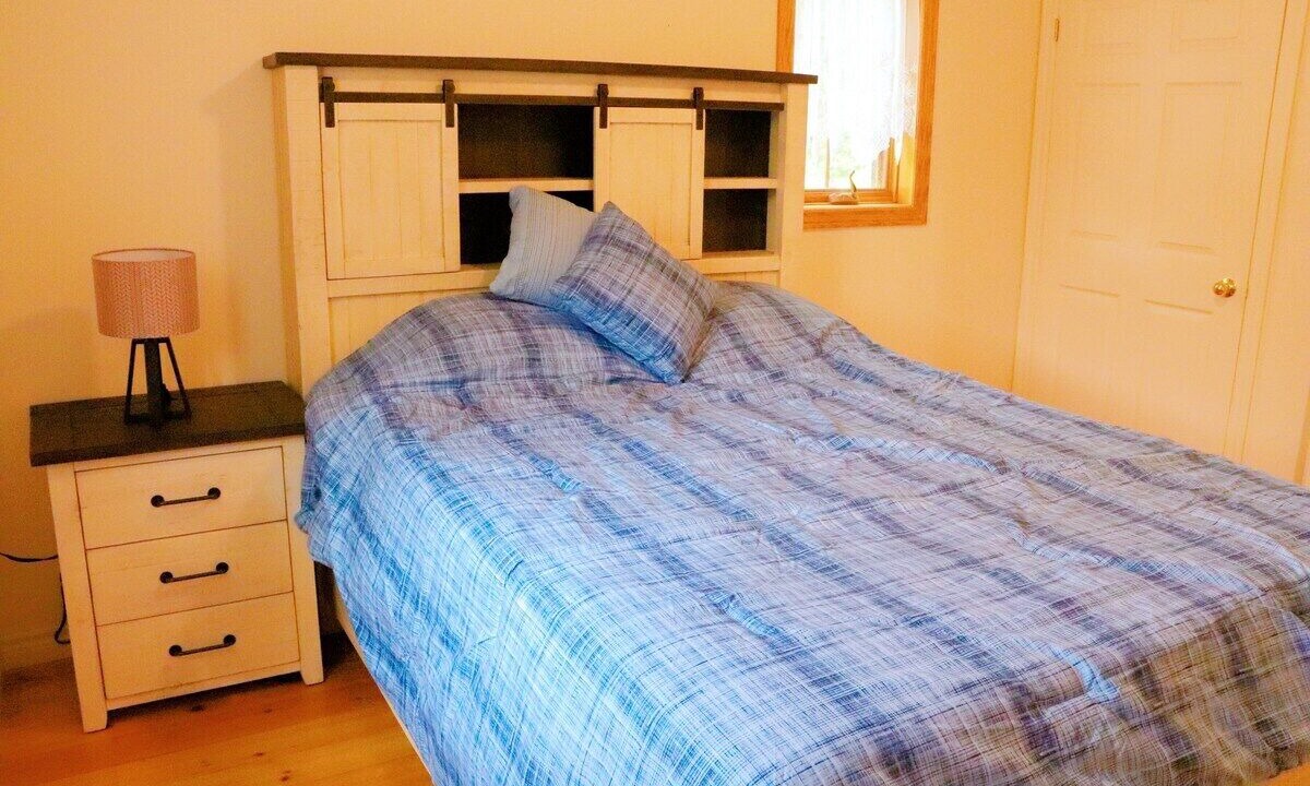 Photo of Bedroom in Bobcaygeon