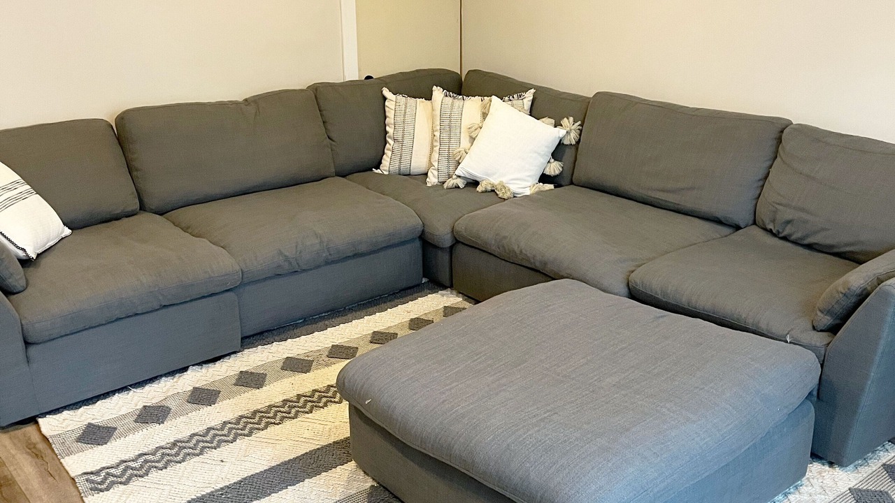 Photo of Livingroom in Lambton