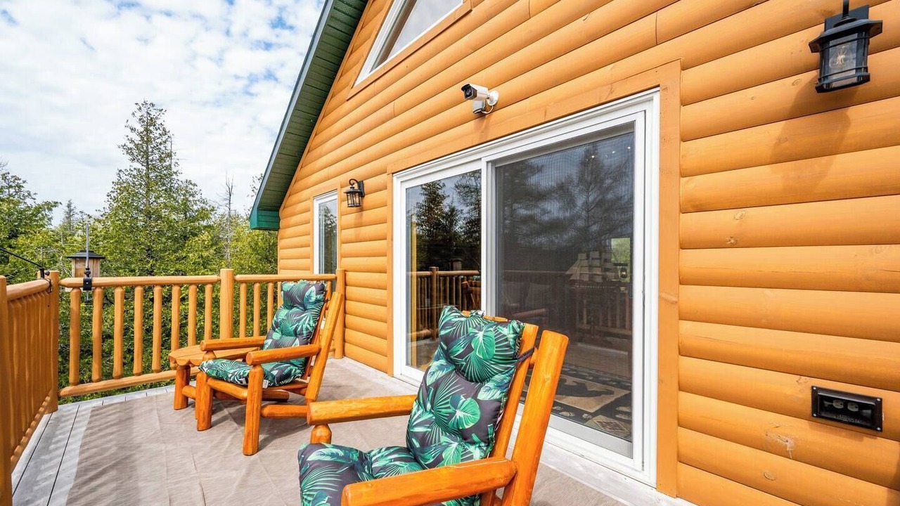 Photo of Patio Balcony in South Bruce Peninsula