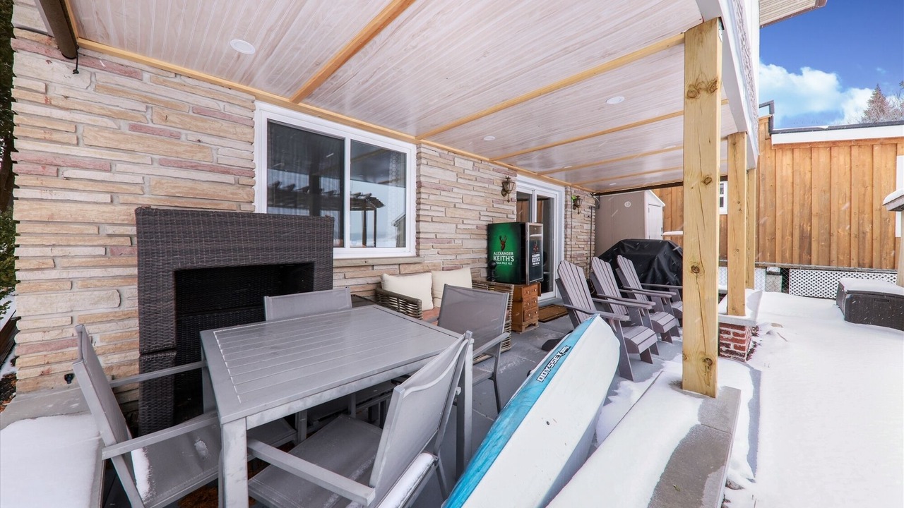 Photo of Outdoor in Springwater