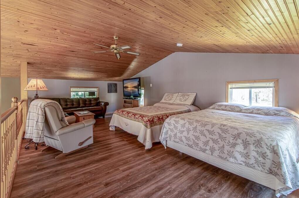 Photo of Bedroom in Longville