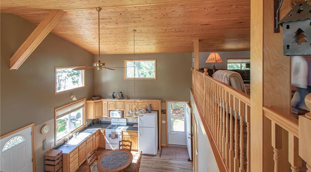 Photo of Kitchen in Longville