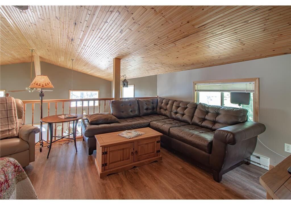 Photo of Livingroom in Longville