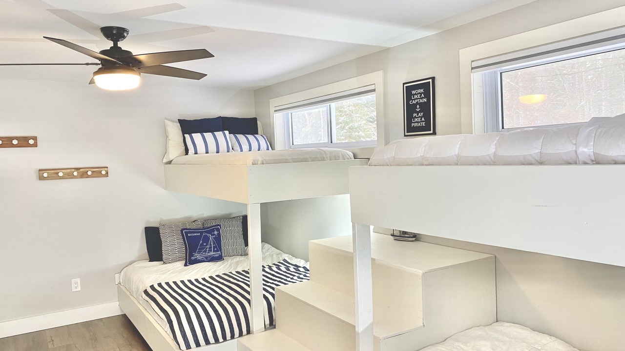 Photo of Bedroom in Highland Grove