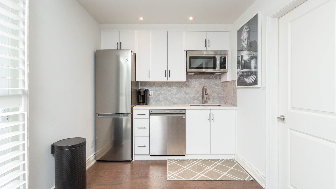 Photo of Kitchen in Clarkson-Lorne Park
