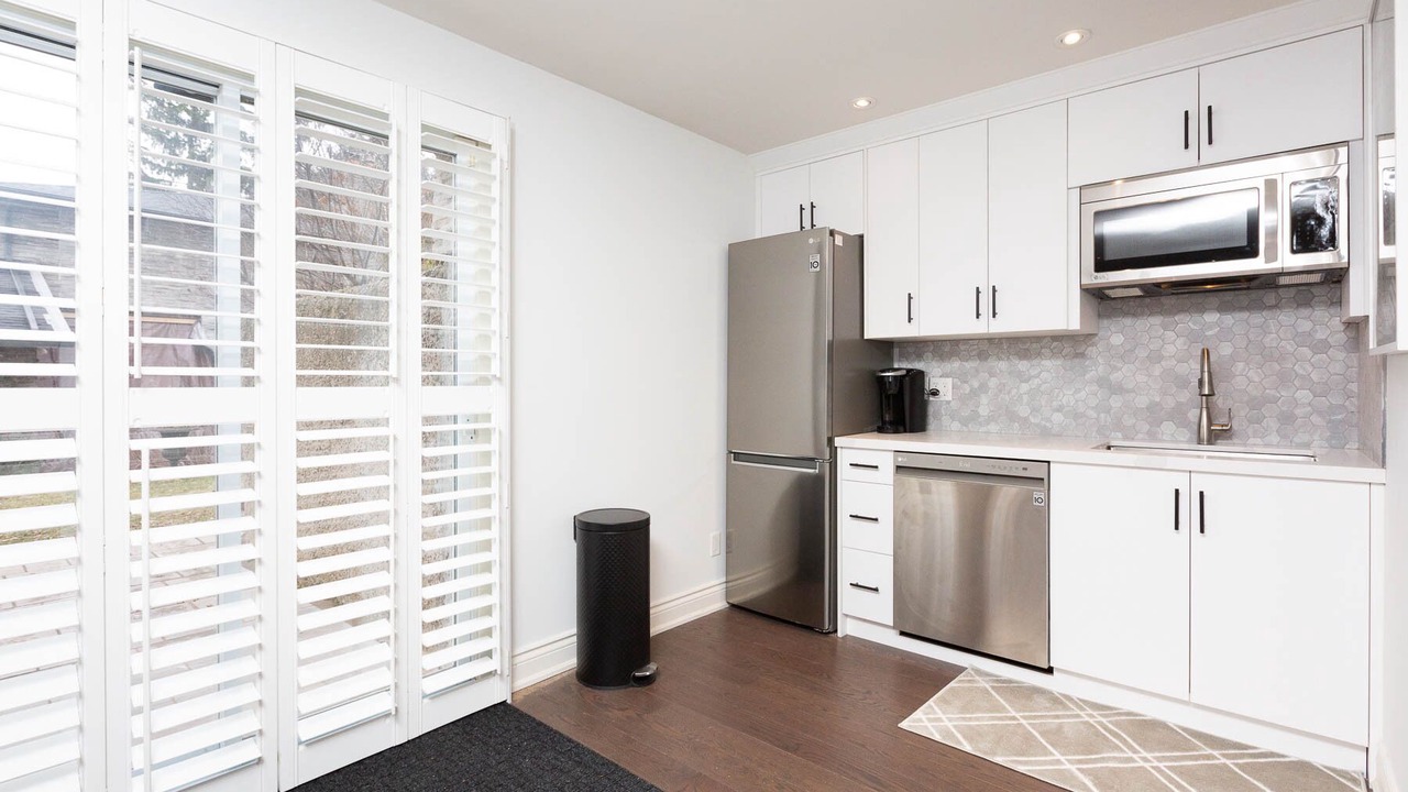 Photo of Kitchen in Clarkson-Lorne Park