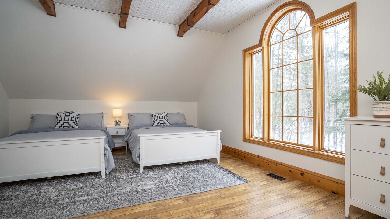 Photo of Bedroom in Grand Bend