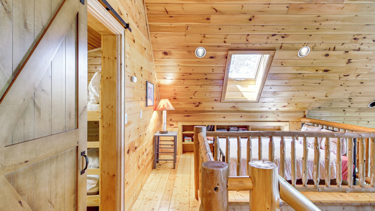 Photo of Bedroom in Remer