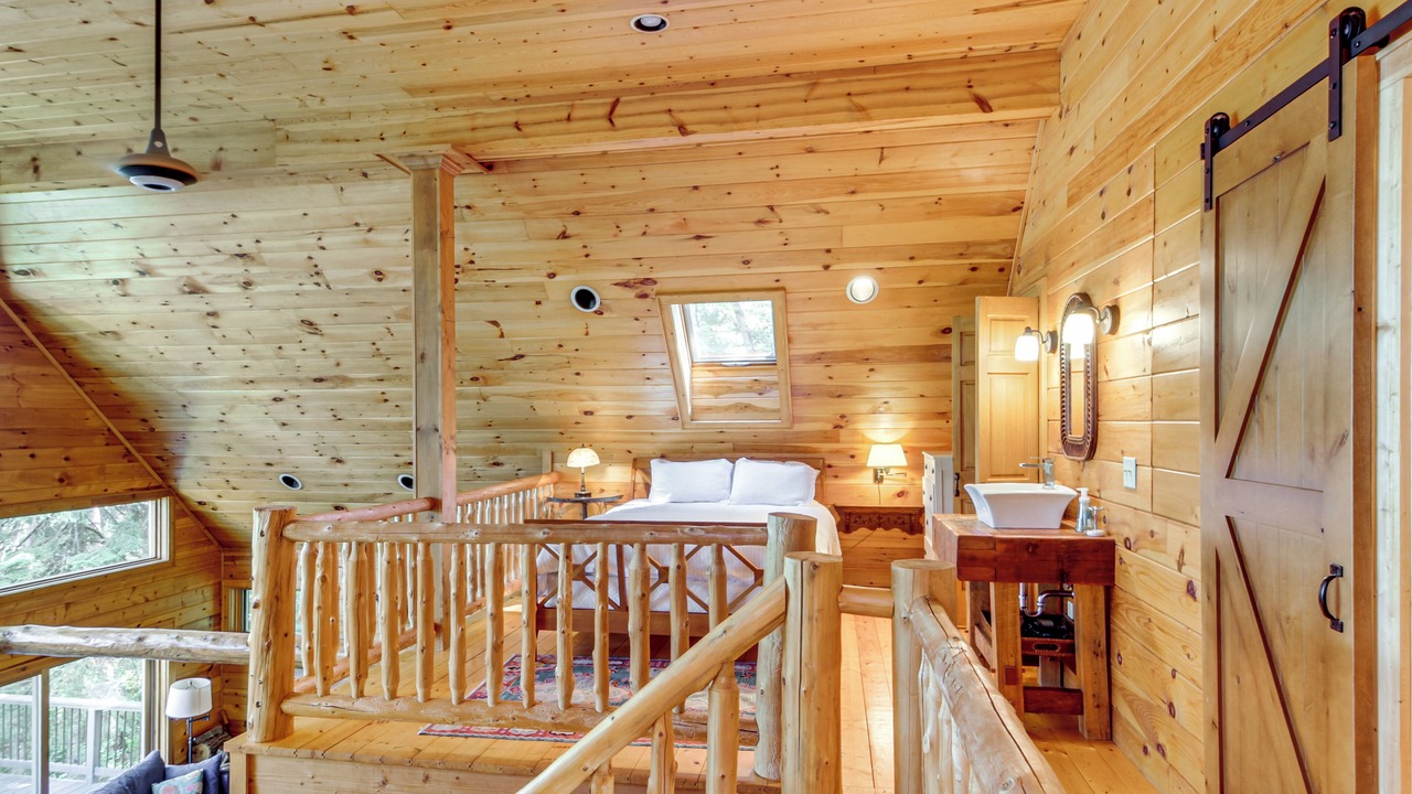 Photo of Bedroom in Remer