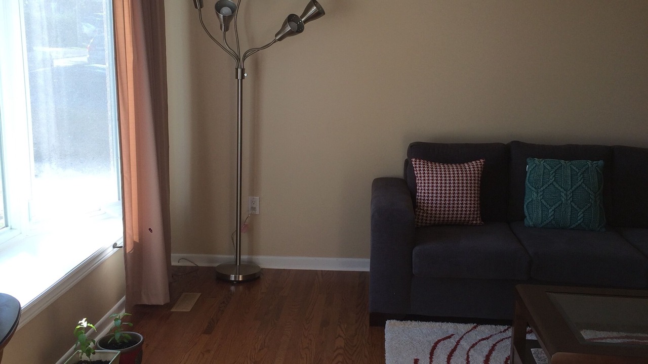 Photo of Livingroom in Clarkson-Lorne Park