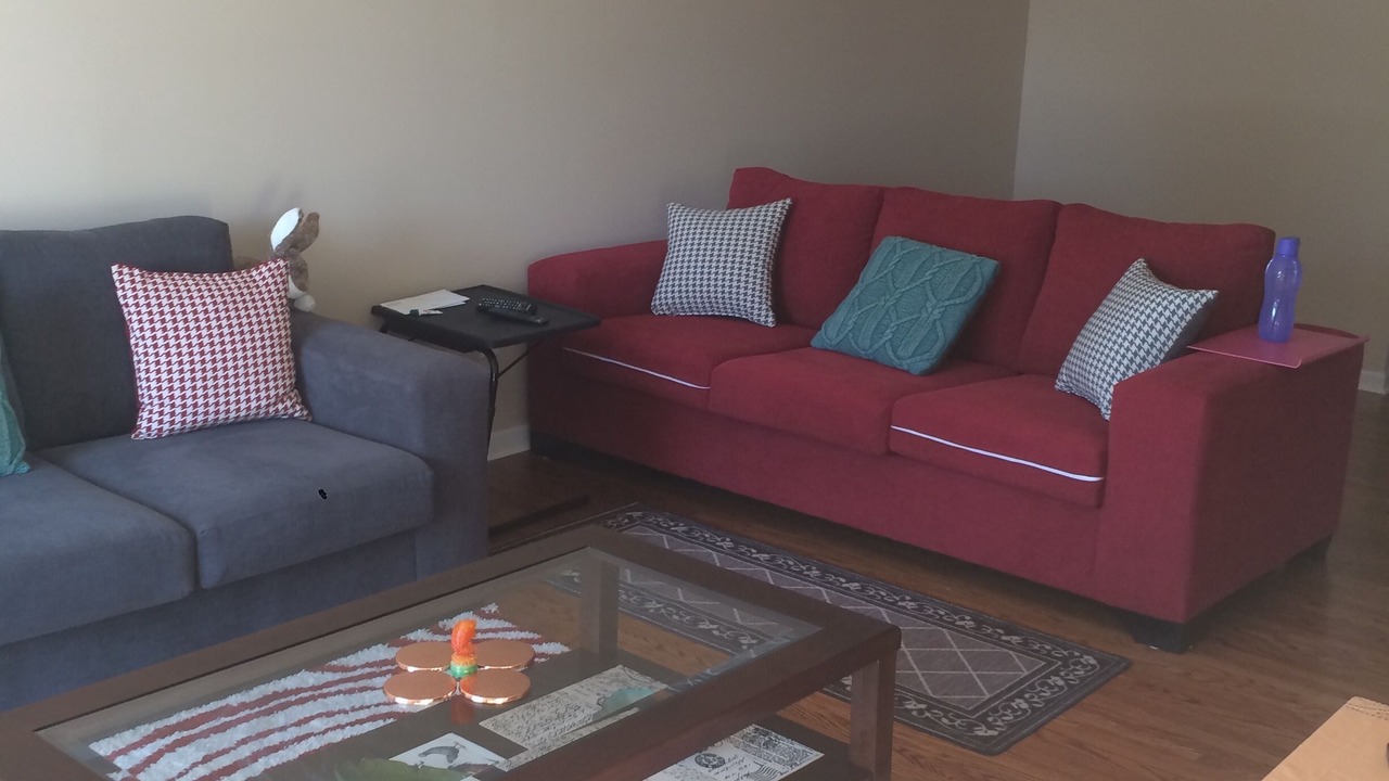 Photo of Livingroom in Clarkson-Lorne Park