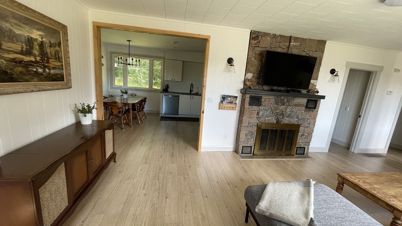 Photo of Livingroom in Whitney