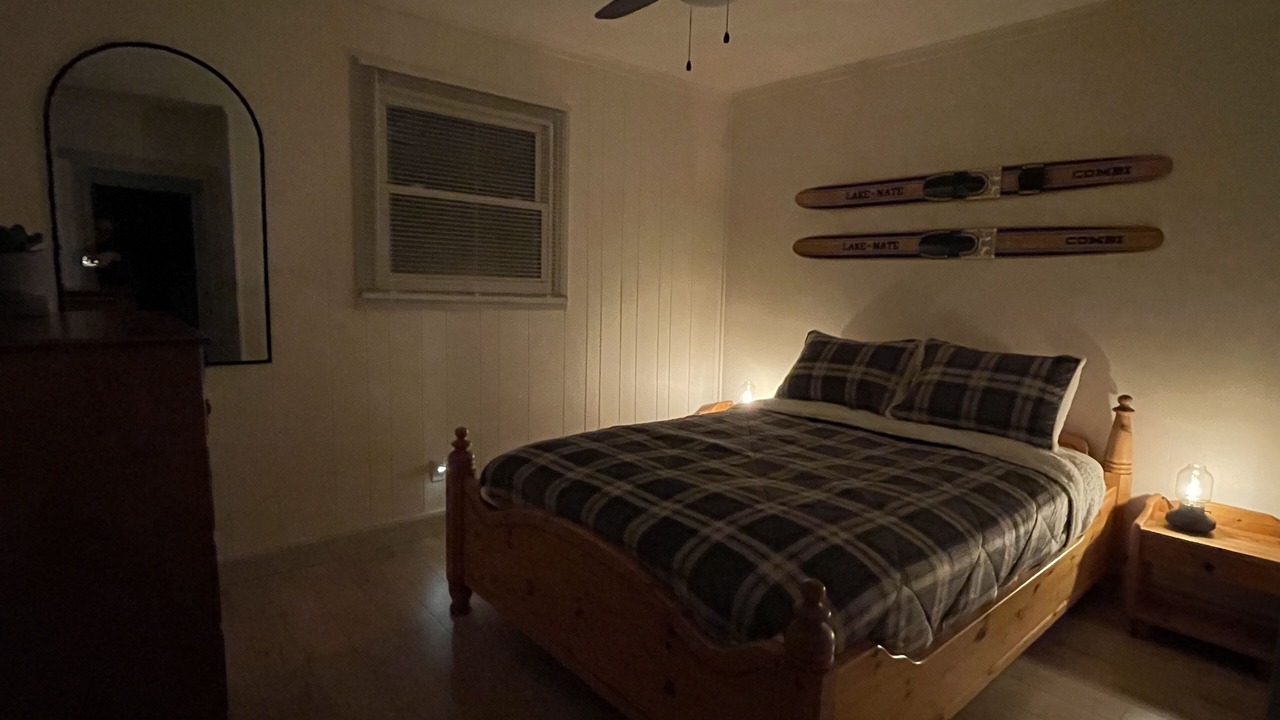 Photo of Bedroom in Whitney