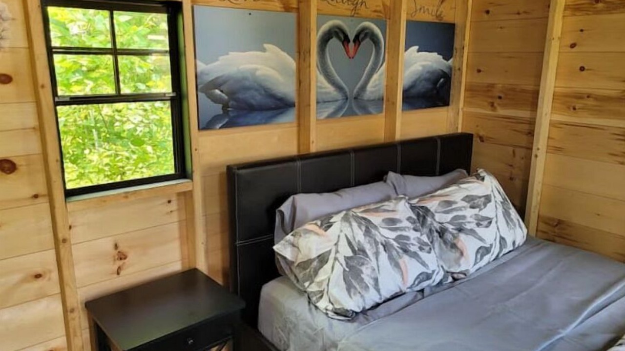Photo of Bedroom in Port McNicoll