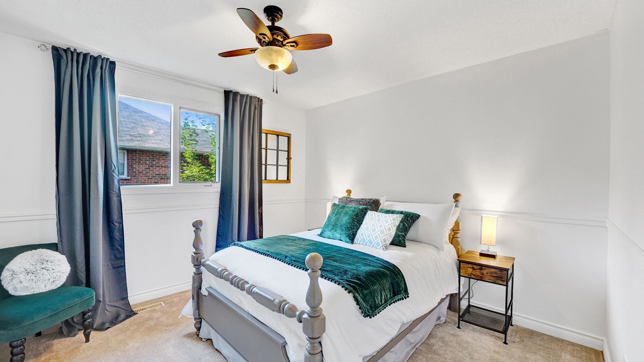 Photo of Bedroom in Ajax