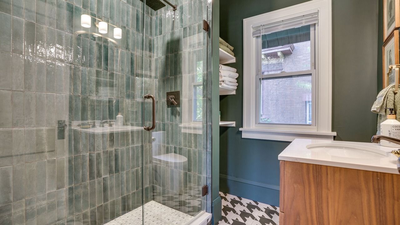 Photo of Bathroom in Summit - University