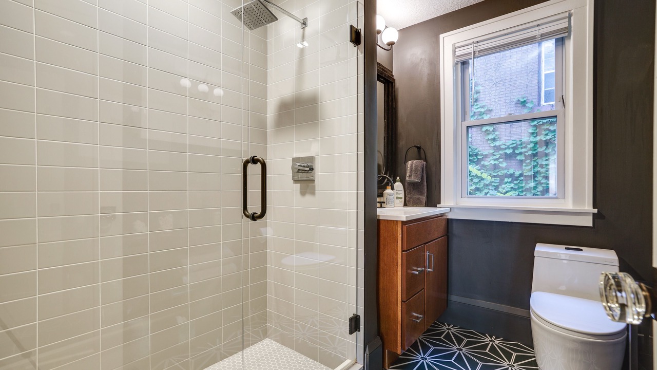 Photo of Bathroom in Summit - University