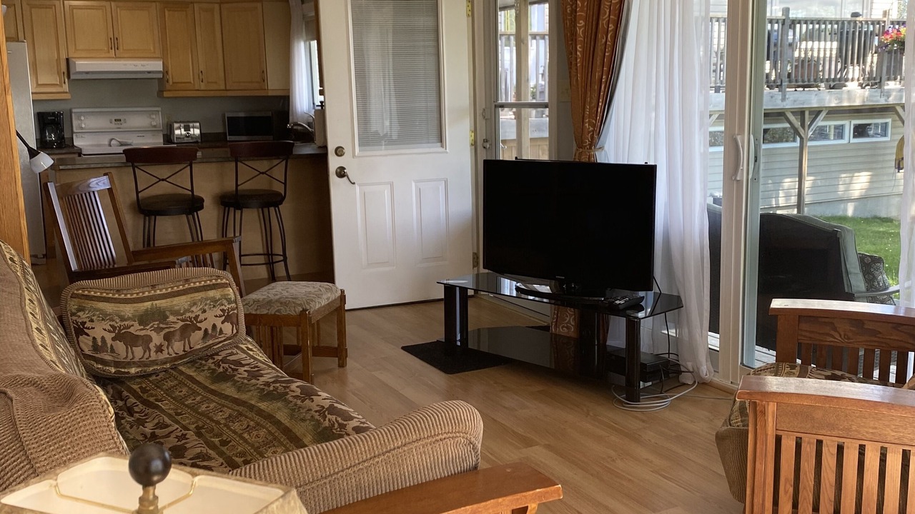 Photo of Livingroom in Rideau Lakes