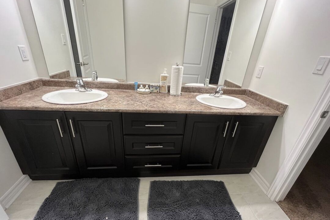 Photo of Bathroom in Tillsonburg