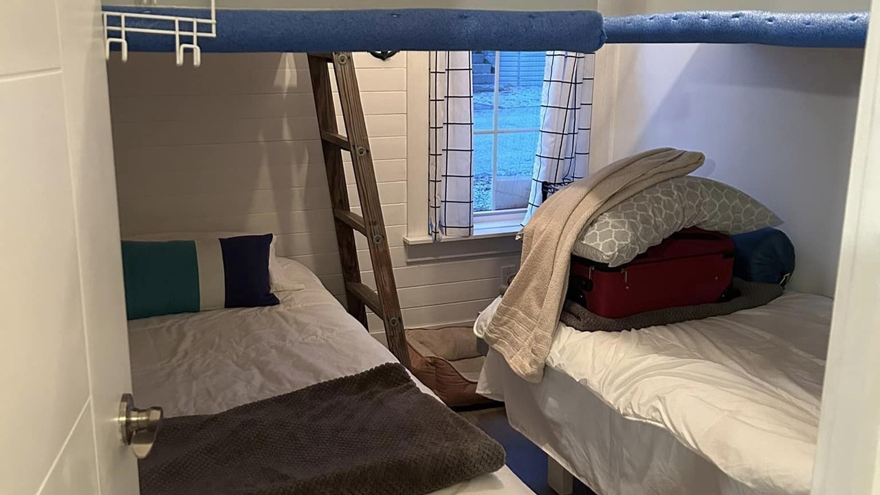 Photo of Bedroom in Grand Bend