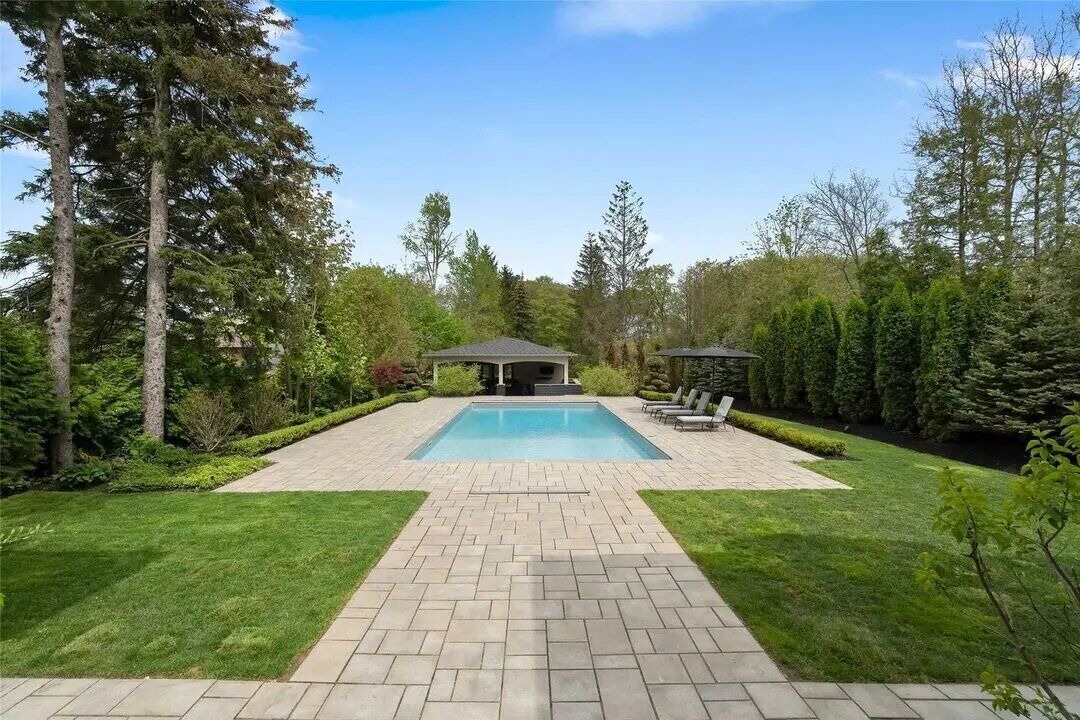 Photo of Outdoor in Pickering