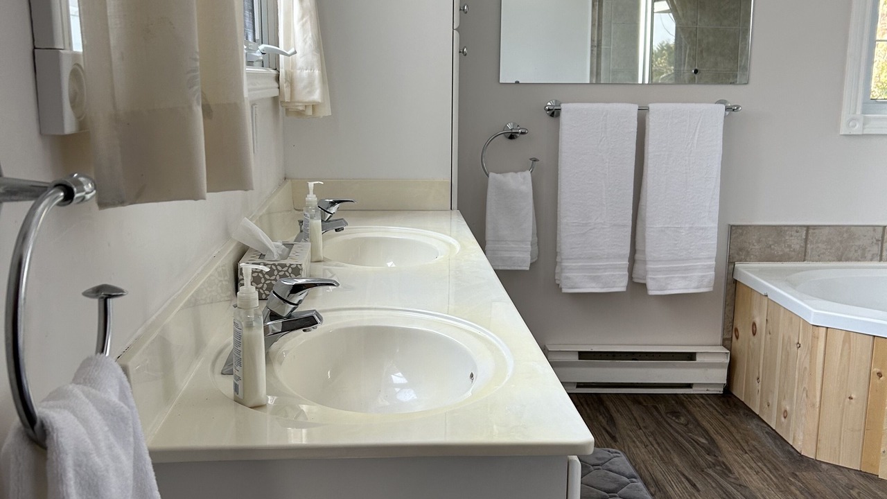 Photo of Bathroom in Georgian Bay
