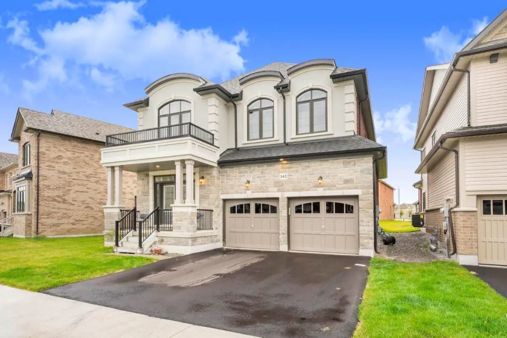 Photo of Outdoor in Bowmanville