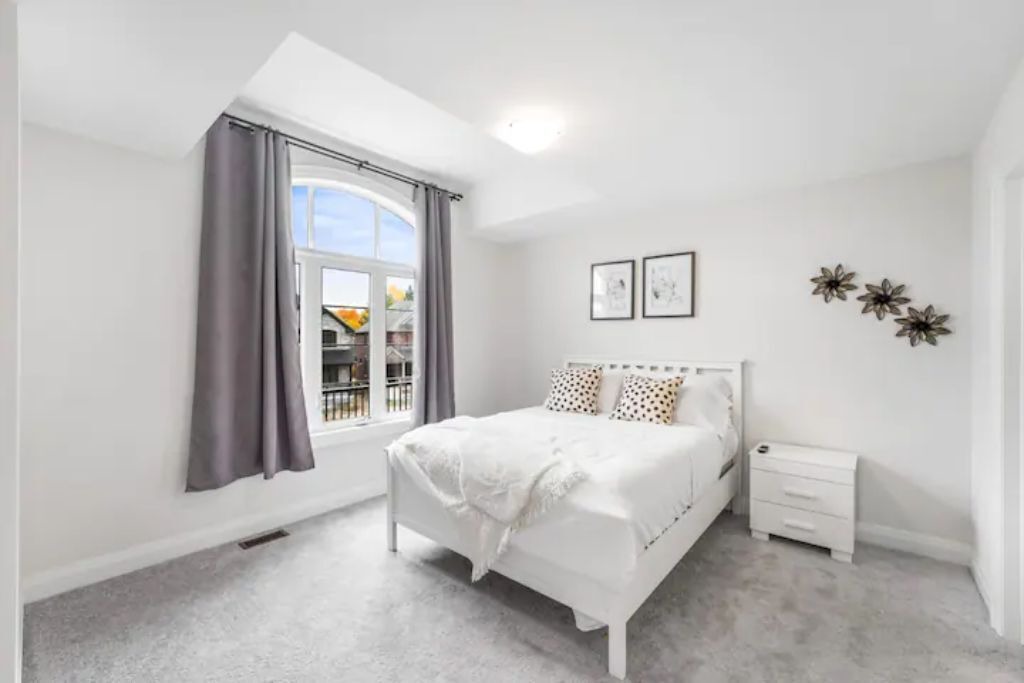 Photo of Bedroom in Bowmanville