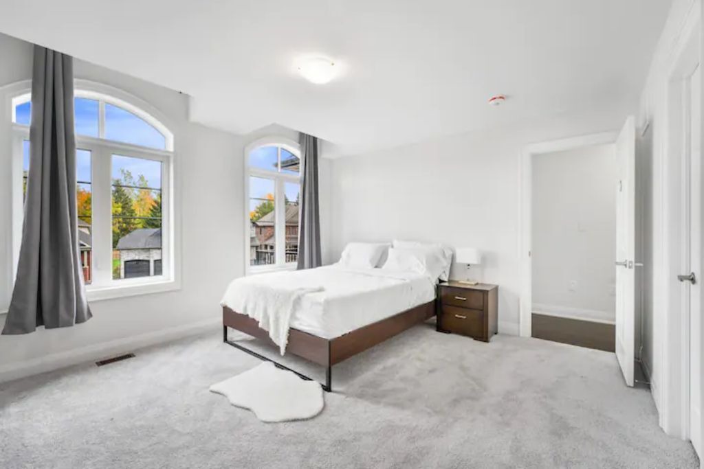 Photo of Bedroom in Bowmanville
