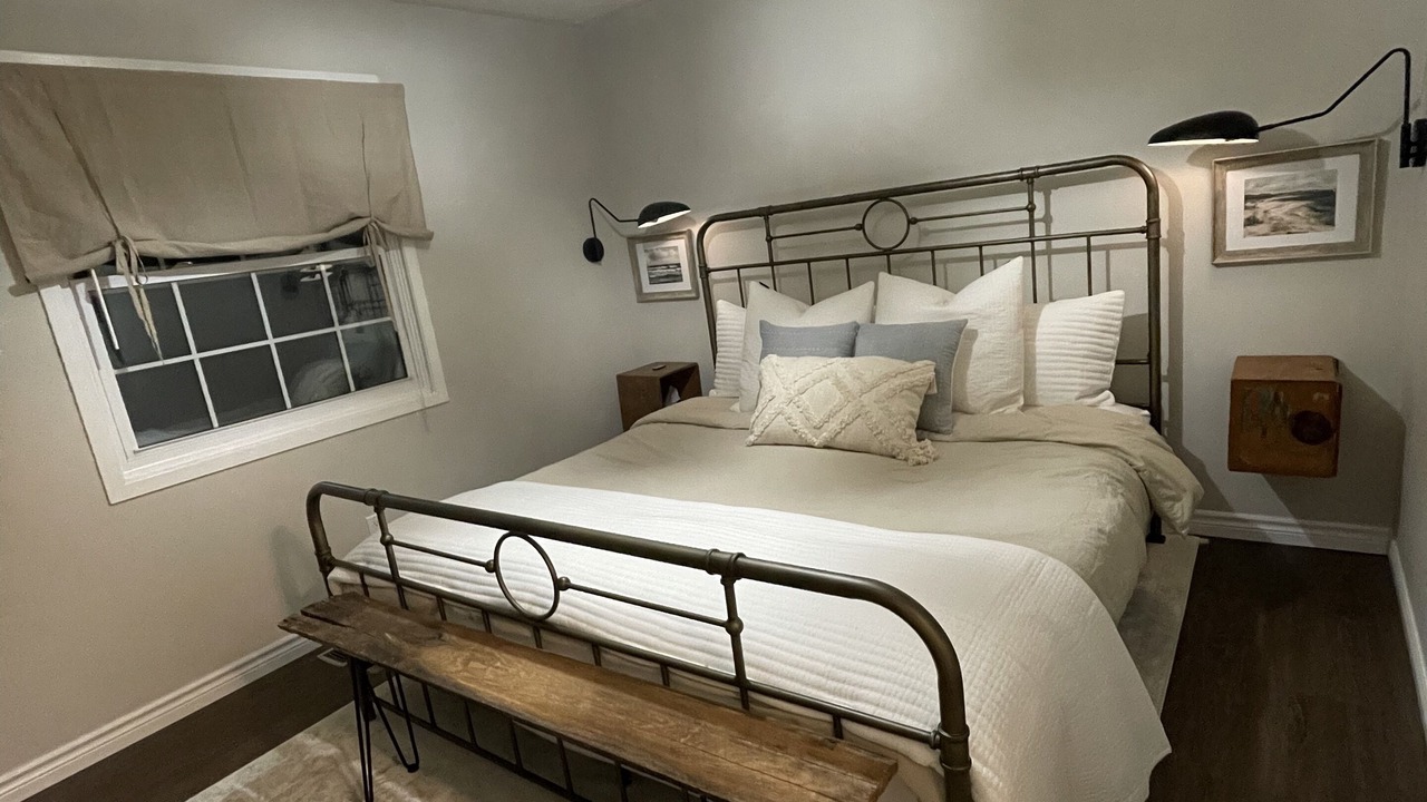 Photo of Bedroom in Port Stanley