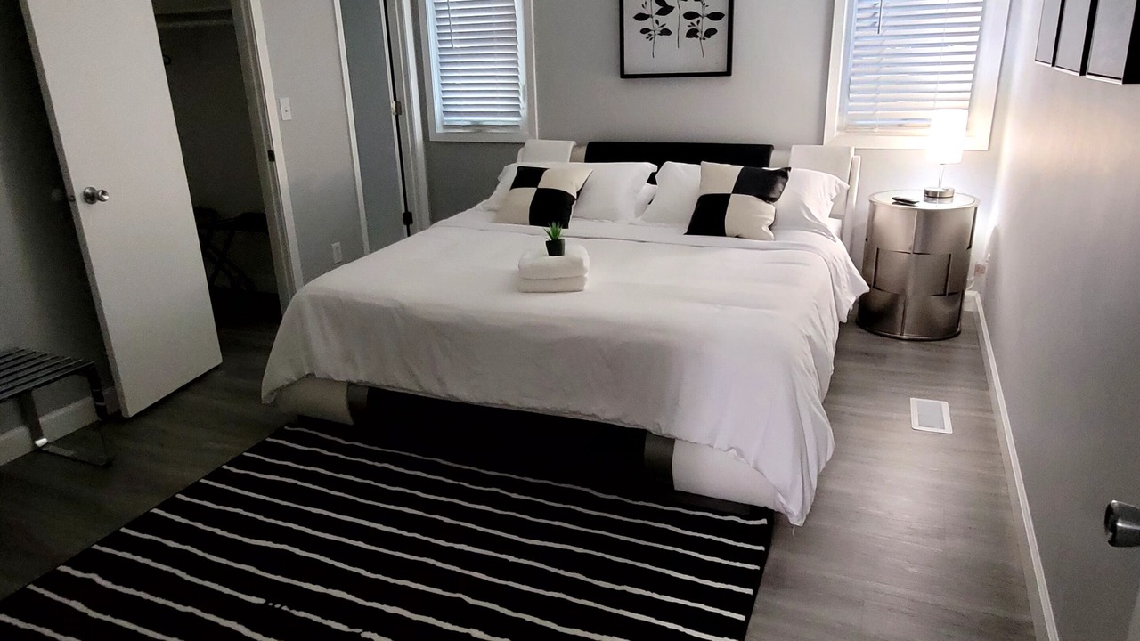 Photo of Bedroom in Excelsior