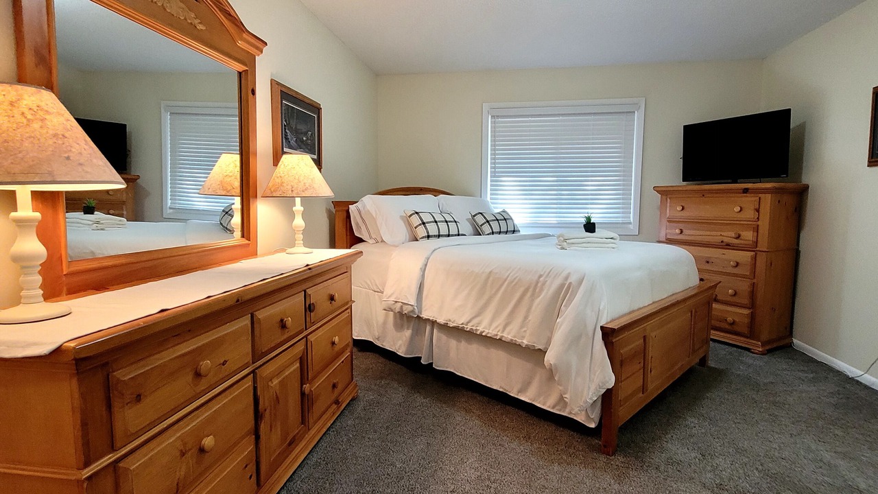 Photo of Bedroom in Excelsior