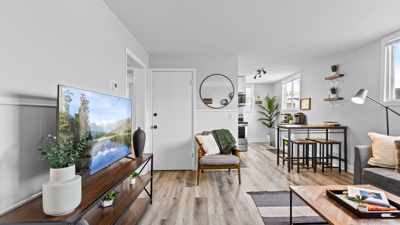 Photo of Livingroom in Crystal
