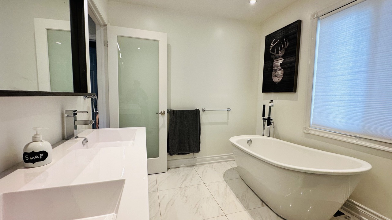 Photo of Bathroom in Bridlewood