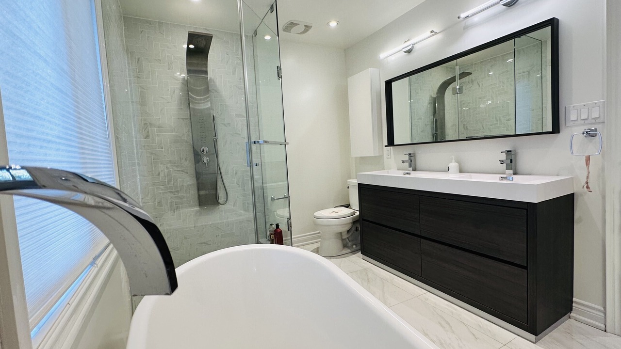 Photo of Bathroom in Bridlewood