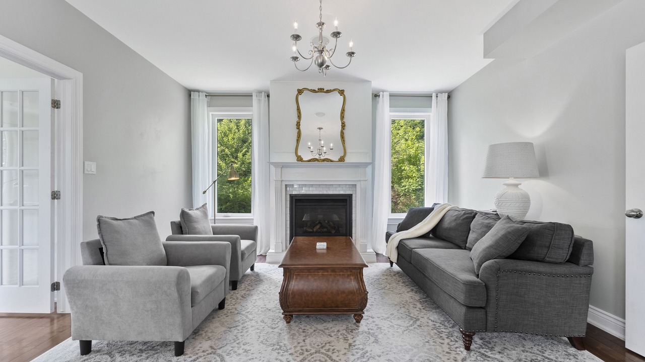 Photo of Livingroom in McNab/Braeside