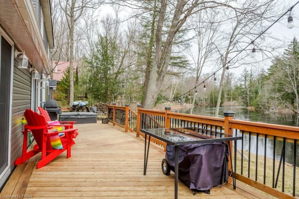 Photo of Patio Balcony in Havelock-Belmont-Methuen