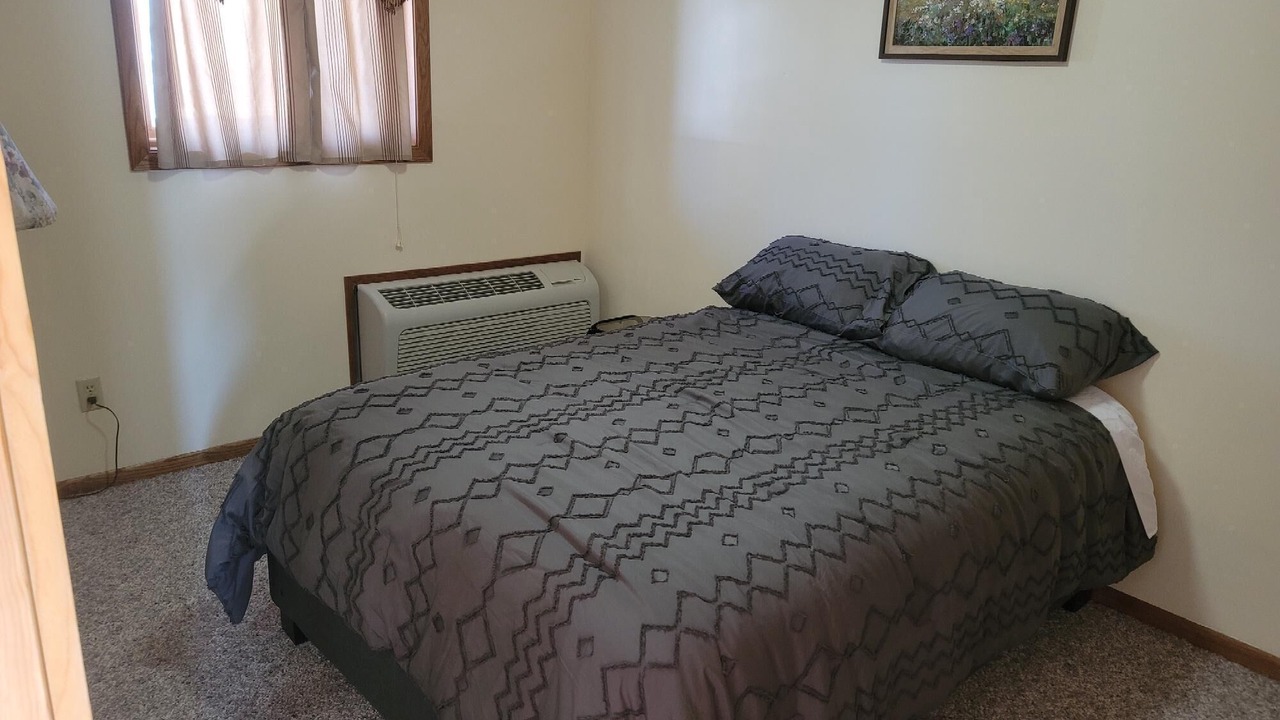 Photo of Bedroom in Hill City