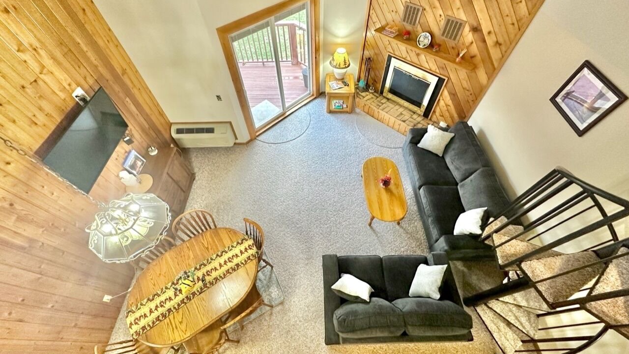 Photo of Livingroom in Hill City