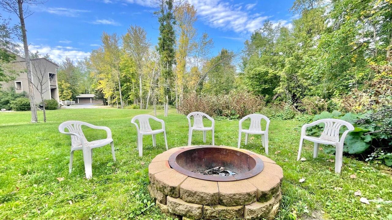 Photo of Outdoor in Hill City